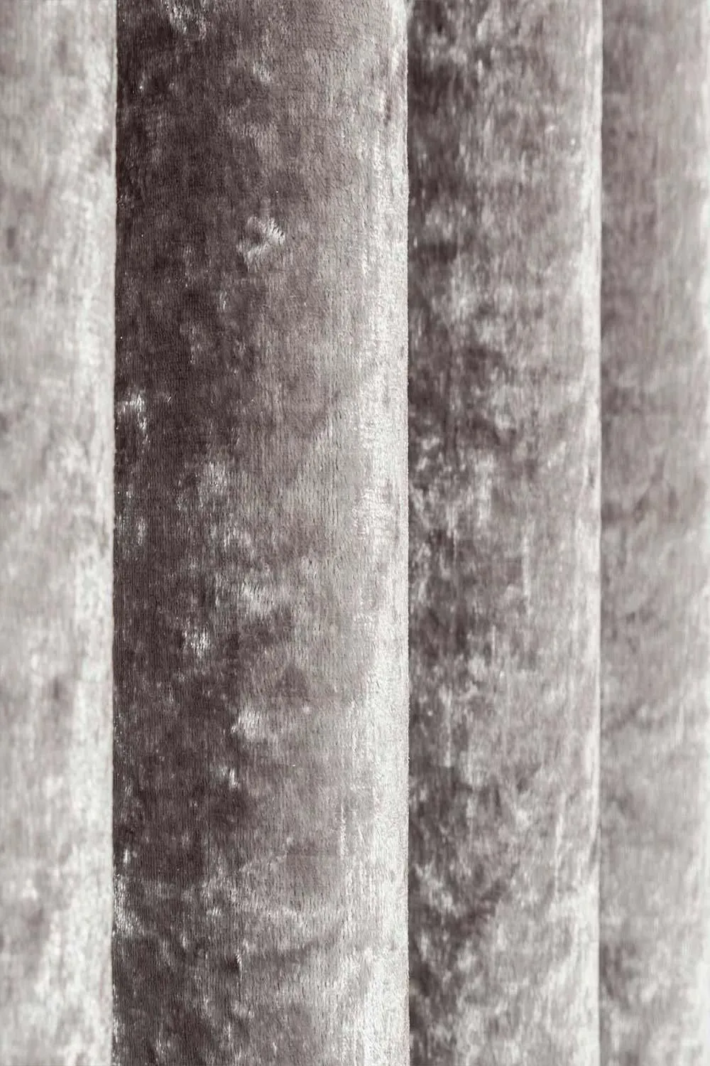Homescapes Luxury Crushed Velvet Lined Eyelet Curtain Pair in Silver 2