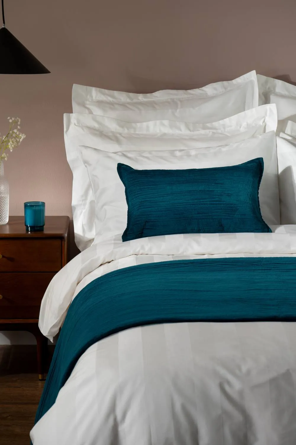 Soak&Sleep Textured Cotton Velvet Bedspread in Teal 3
