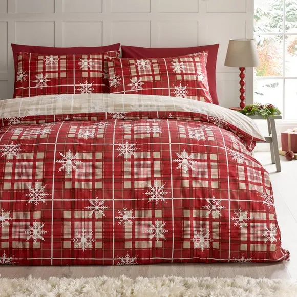 Catherine Lansfield Christmas Scandi Check Polycotton Duvet Cover & Pillowcase Set