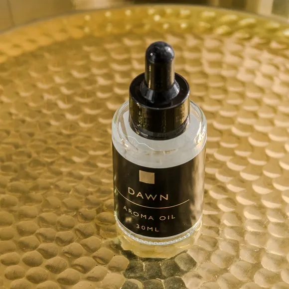 Hotel Dawn White Floral Plum & Red Berries Essential Oil 2