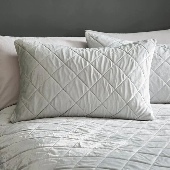 Castleton Duvet Cover and Pillowcase Set 2