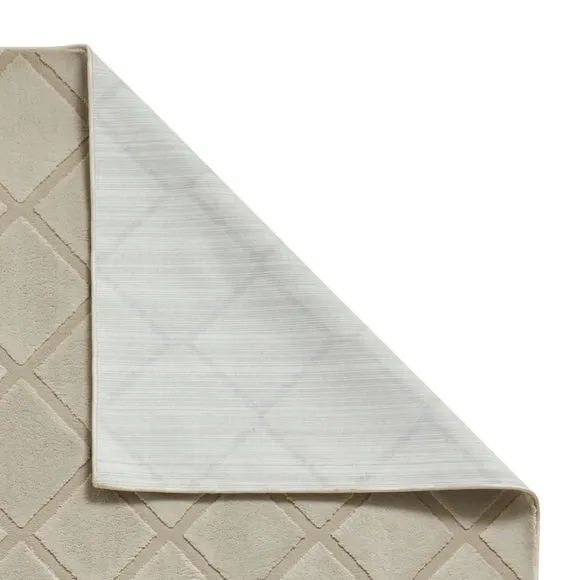 Catherine Lansfield Cosy Diamond Rug 3