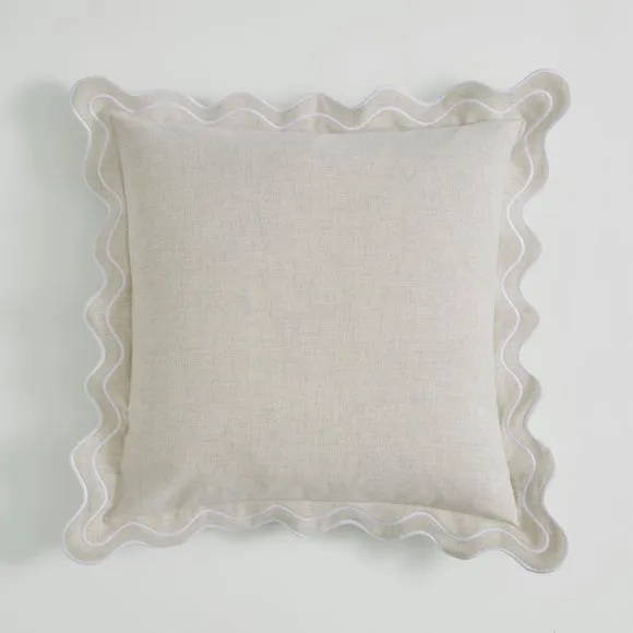 Scalloped Edge Square Cushion 3