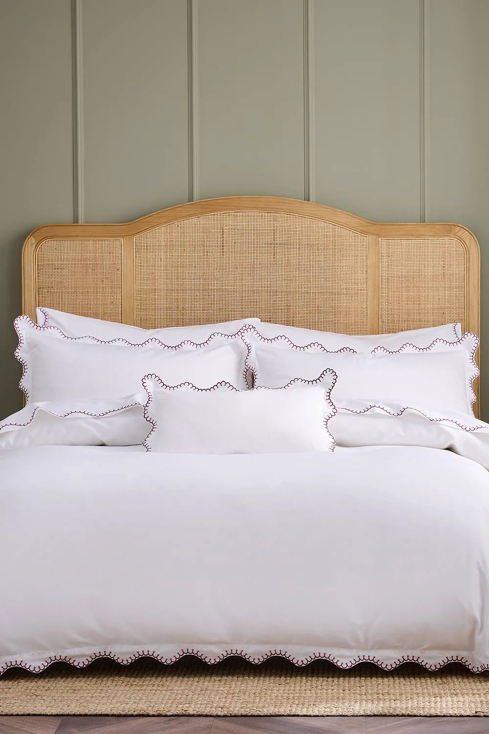 CHRISTY 'Lucerne Scallop' Luxury Cotton Sateen Standard Pillowcase Pair in Pink 5