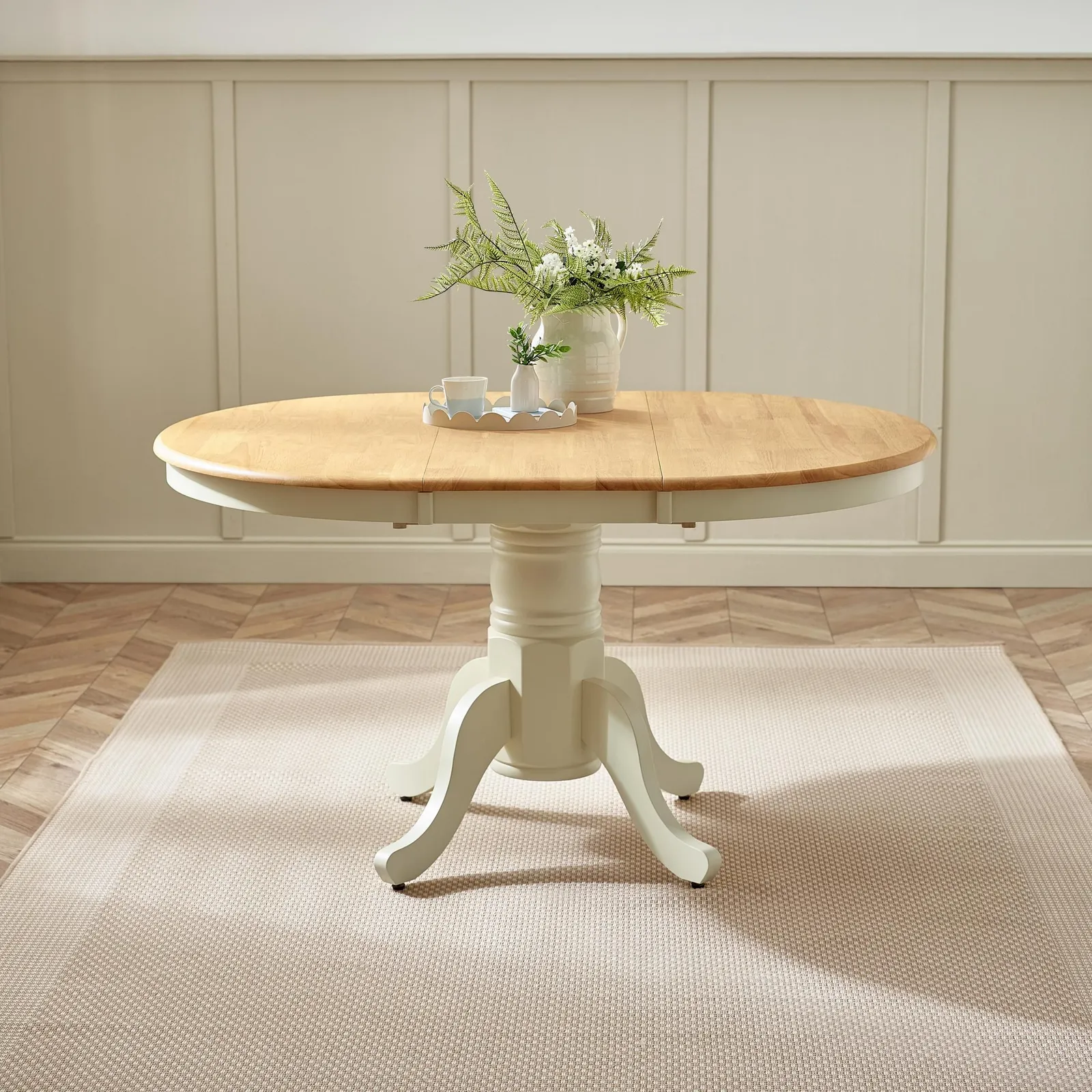 FurnitureboxUK Padstow Wooden Extending Dining Table & 4 Belgravia Chairs in Cream 3