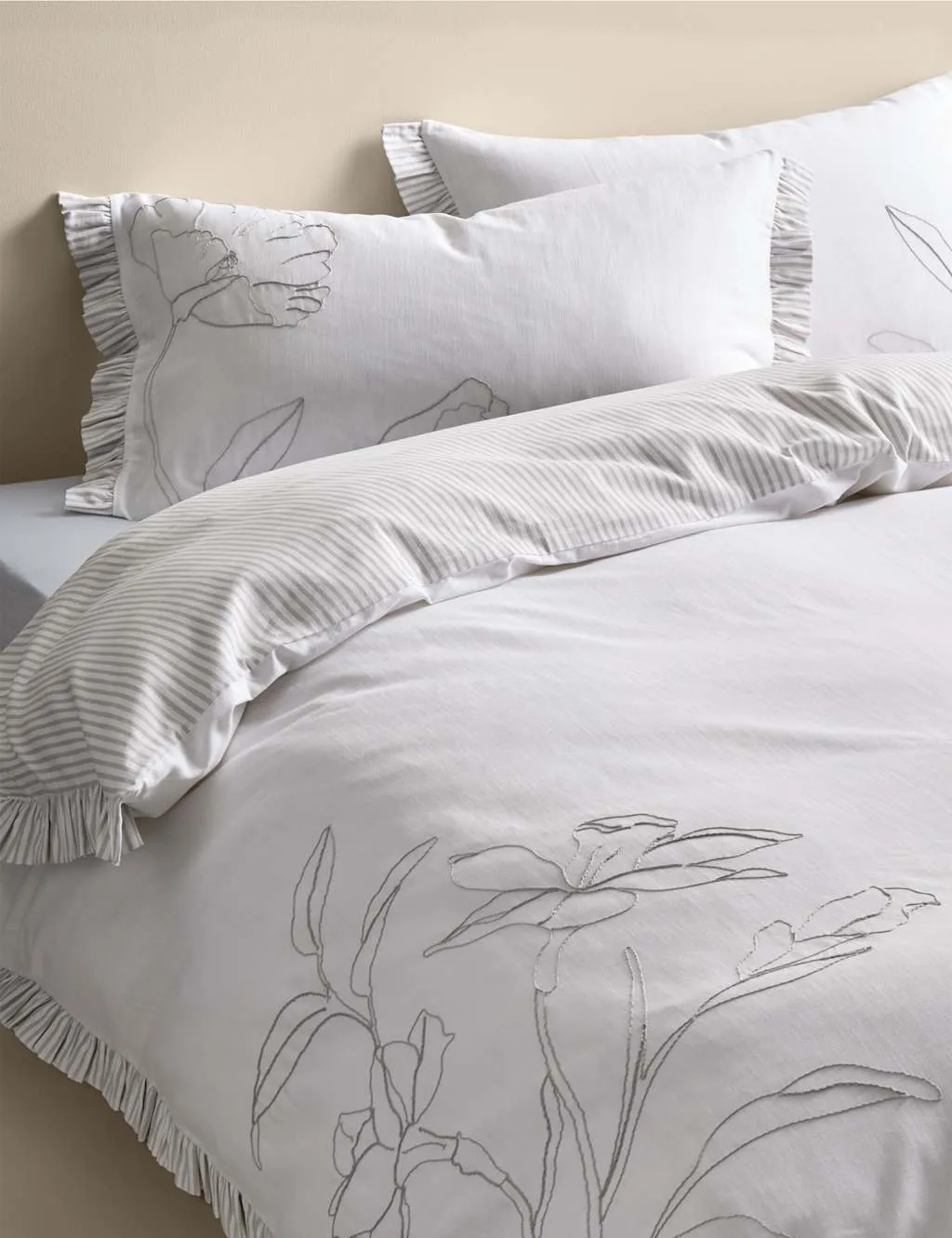 M&S Pure Cotton Floral Embroidered Bedding Set White Mix