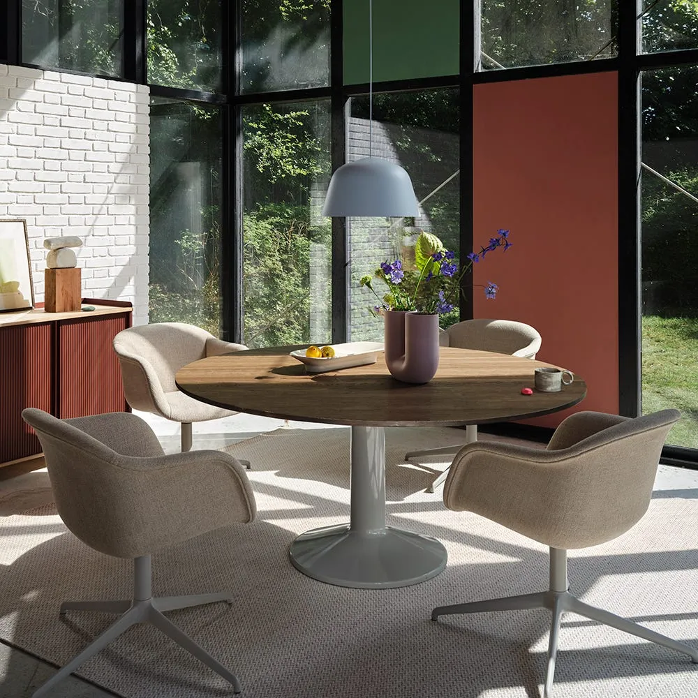 Muuto Midst Table Dark Red Lino Top Red Steel Base 120cm 4