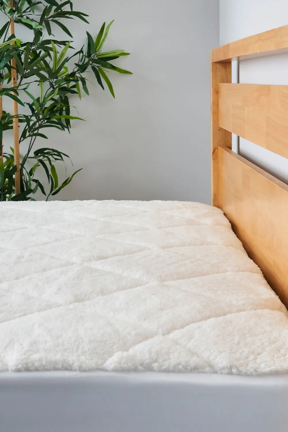 BHS Teddy Bear Deep Mattress Protector in White