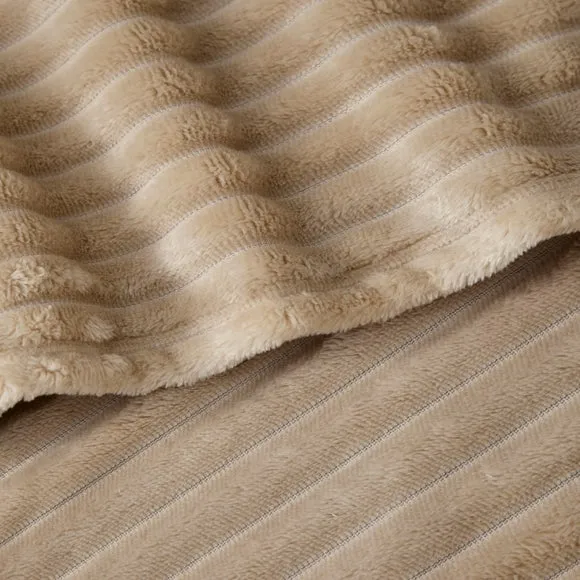 Ribbed Fleece Throw Blanket 200cm x 200cm 2