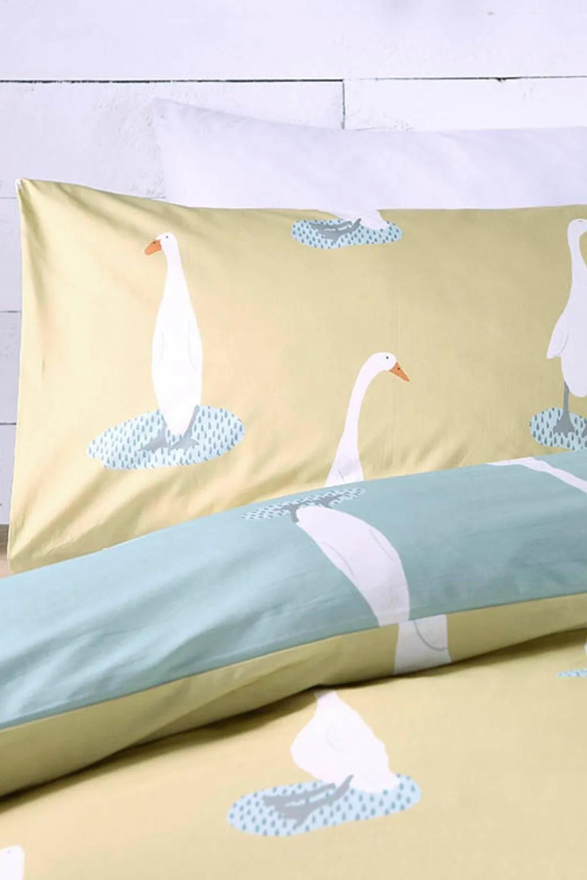 Fusion 'Puddles The Duck' Easy Care Reversible Duvet Cover Set in Yellow 2