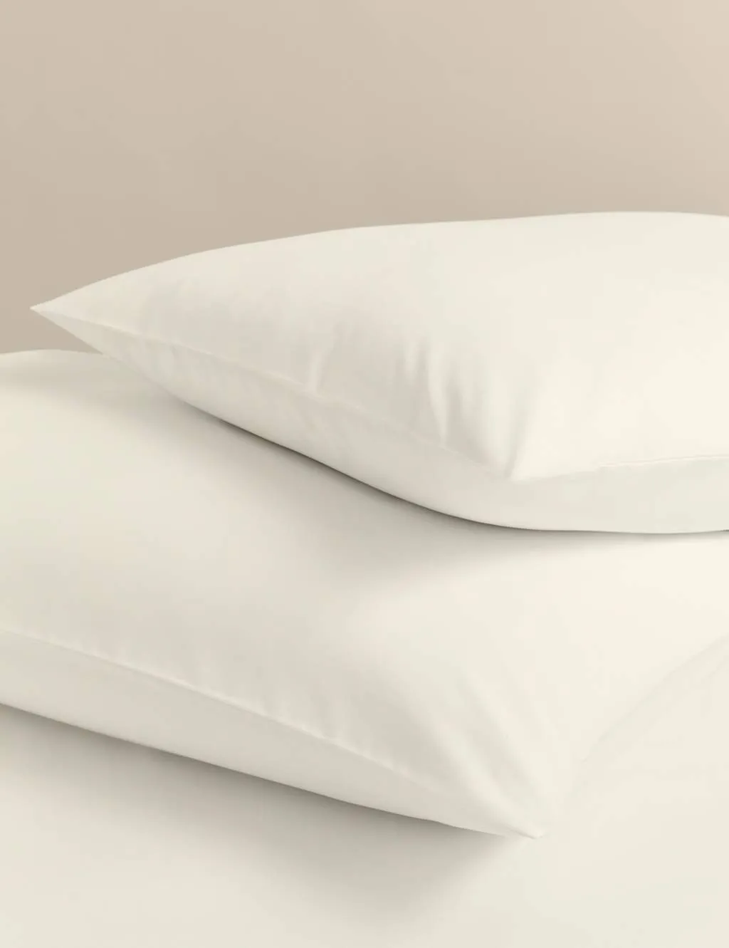 M&S 2 Pack Stay Cool Lyocell Rich Pillowcases Cream