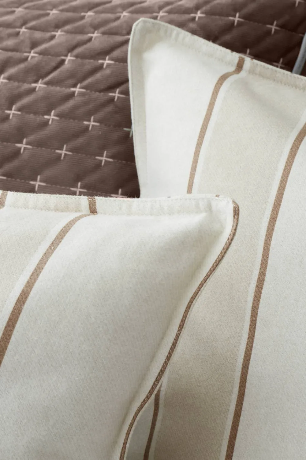 Bianca 'Brushed Regal Stripe' Cotton Reversible Duvet Cover Set in Natural 4