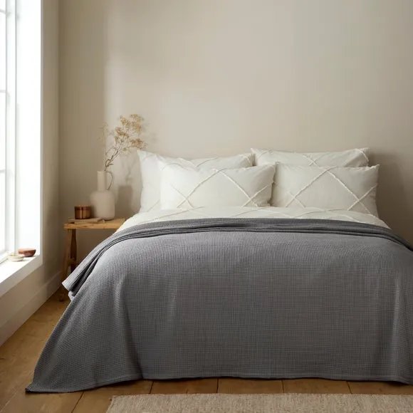 Otis Waffle 100% Cotton Throw Blanket 1