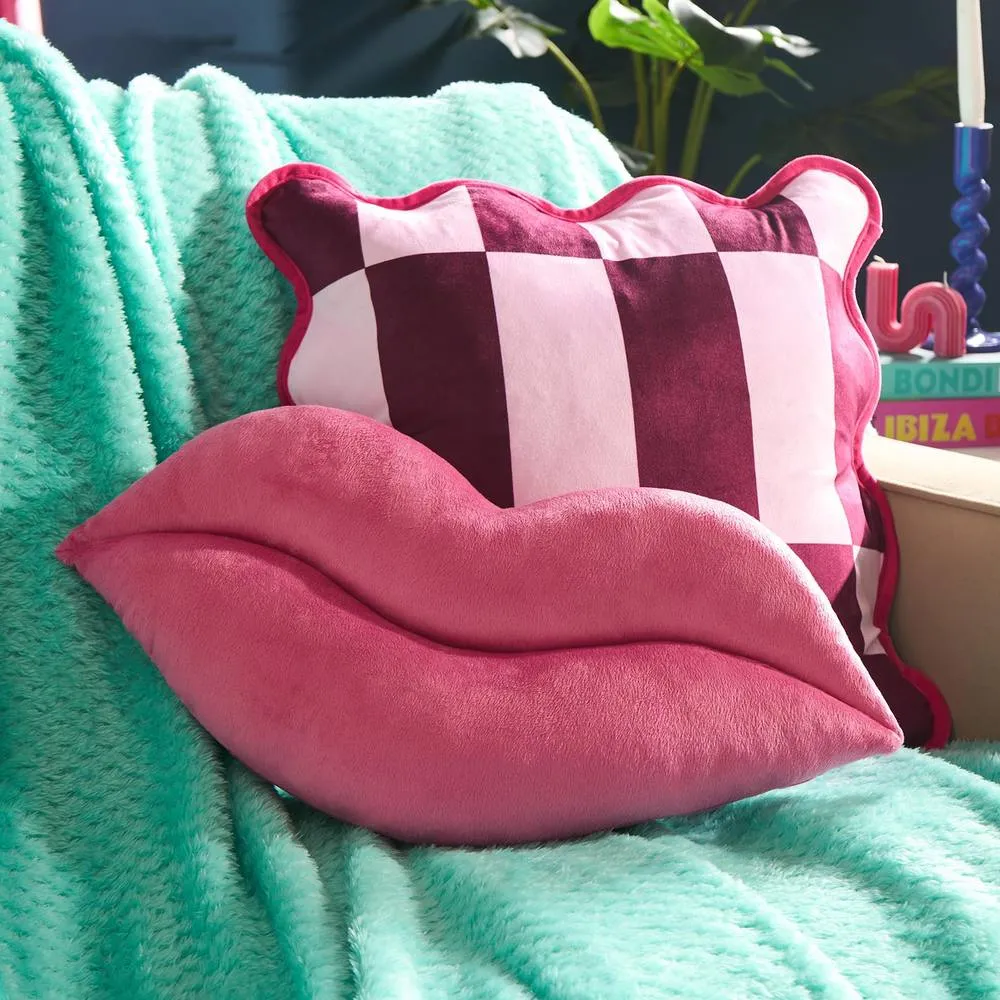 OHS Lips Shaped Decorative Scatter Cushion Throw Pillow in Pink