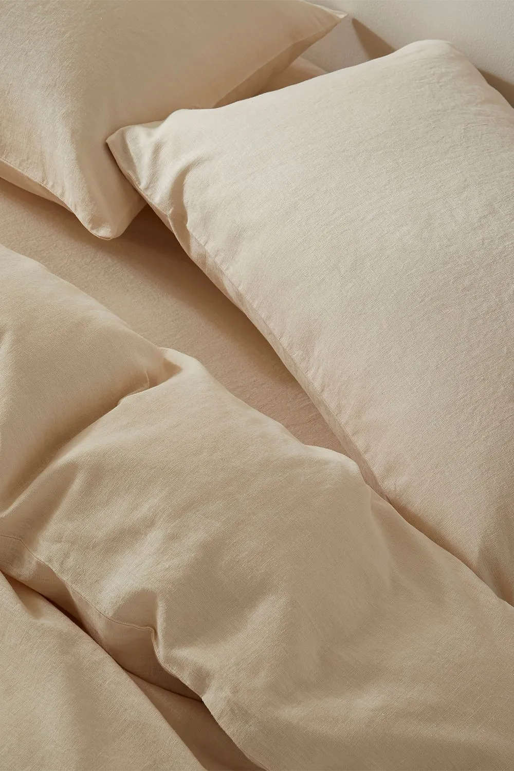 Martex Touch of Linen Housewife Pillowcase Pair in Cream 3