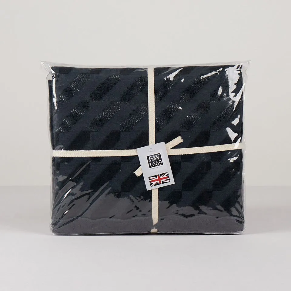 Early's of Witney 'Chenille Throw' in Dark Grey