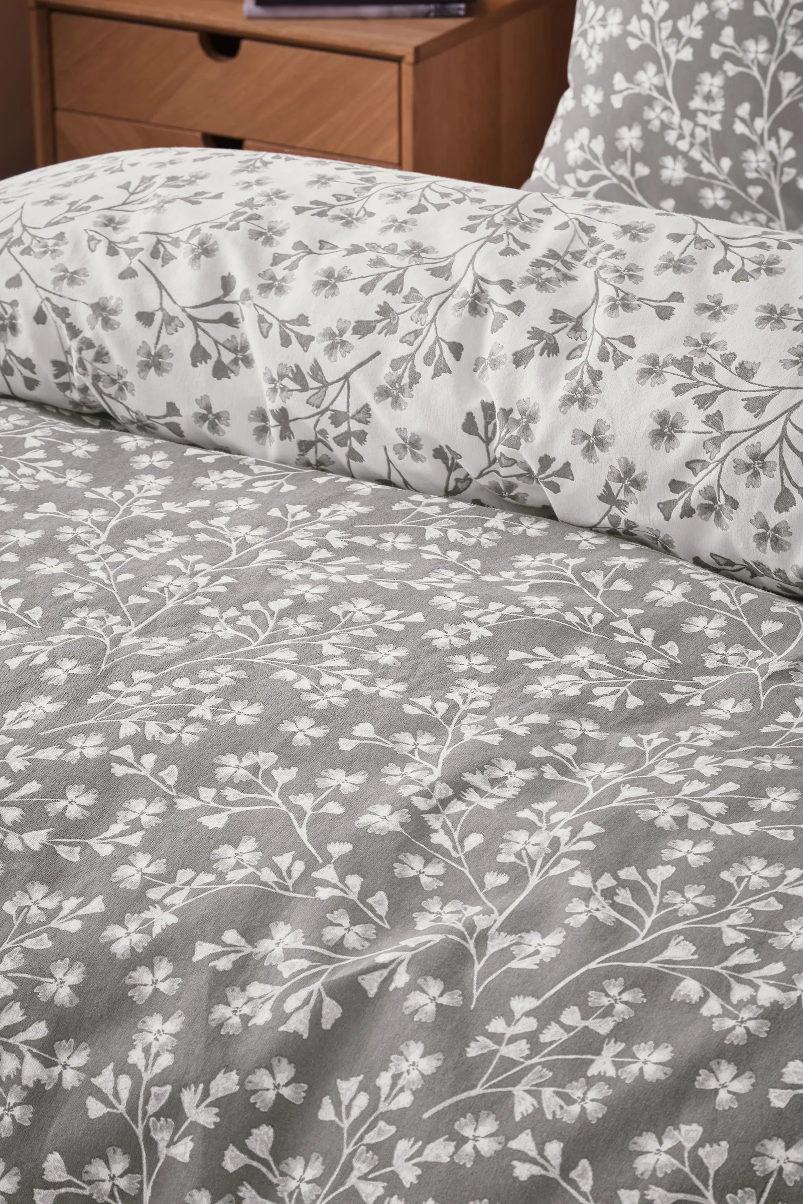 Catherine Lansfield 'Brushed Grace Floral Leaf' Cotton Reversible Duvet Cover Set in Grey 4