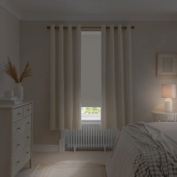 Luna Blackout Roller Blind 6