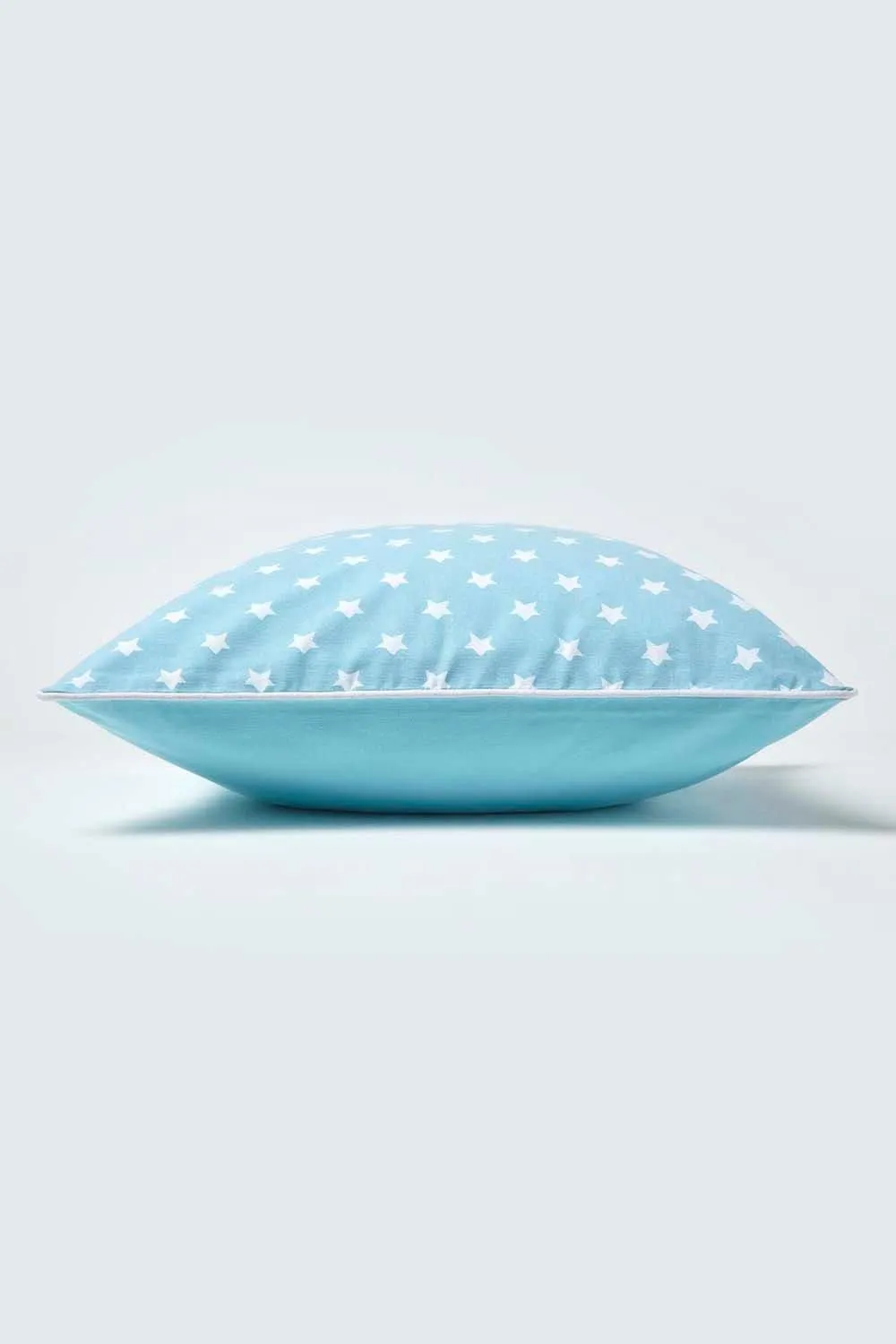 Homescapes Cotton Stars Cushion Cover in Blue 3