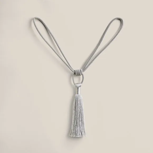 Elegant Tassel Curtain Tieback 2