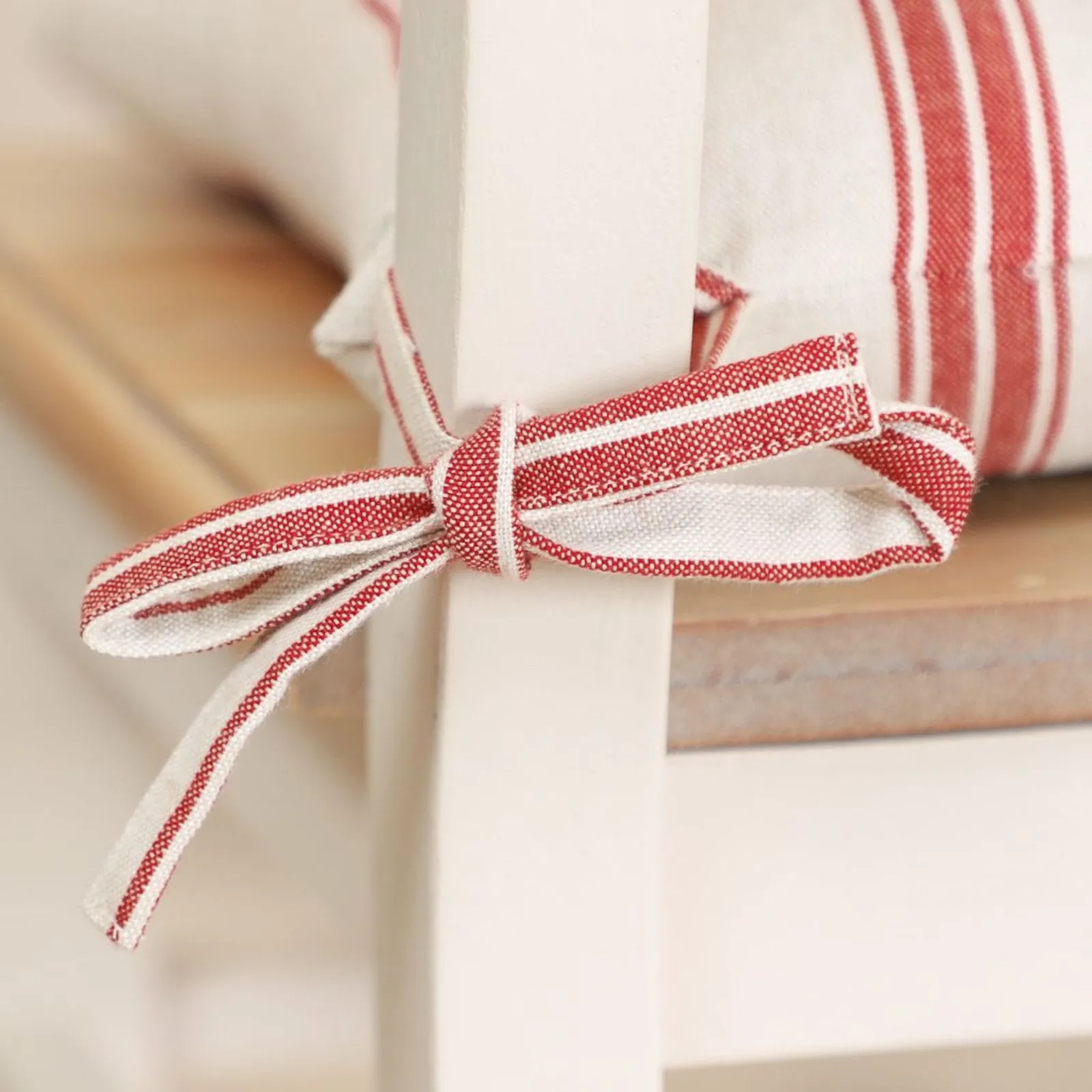 Dibor Set of 2 Traditional Red Striped Indoor Dining Chair Seat Pads L40cm x W40cm 6