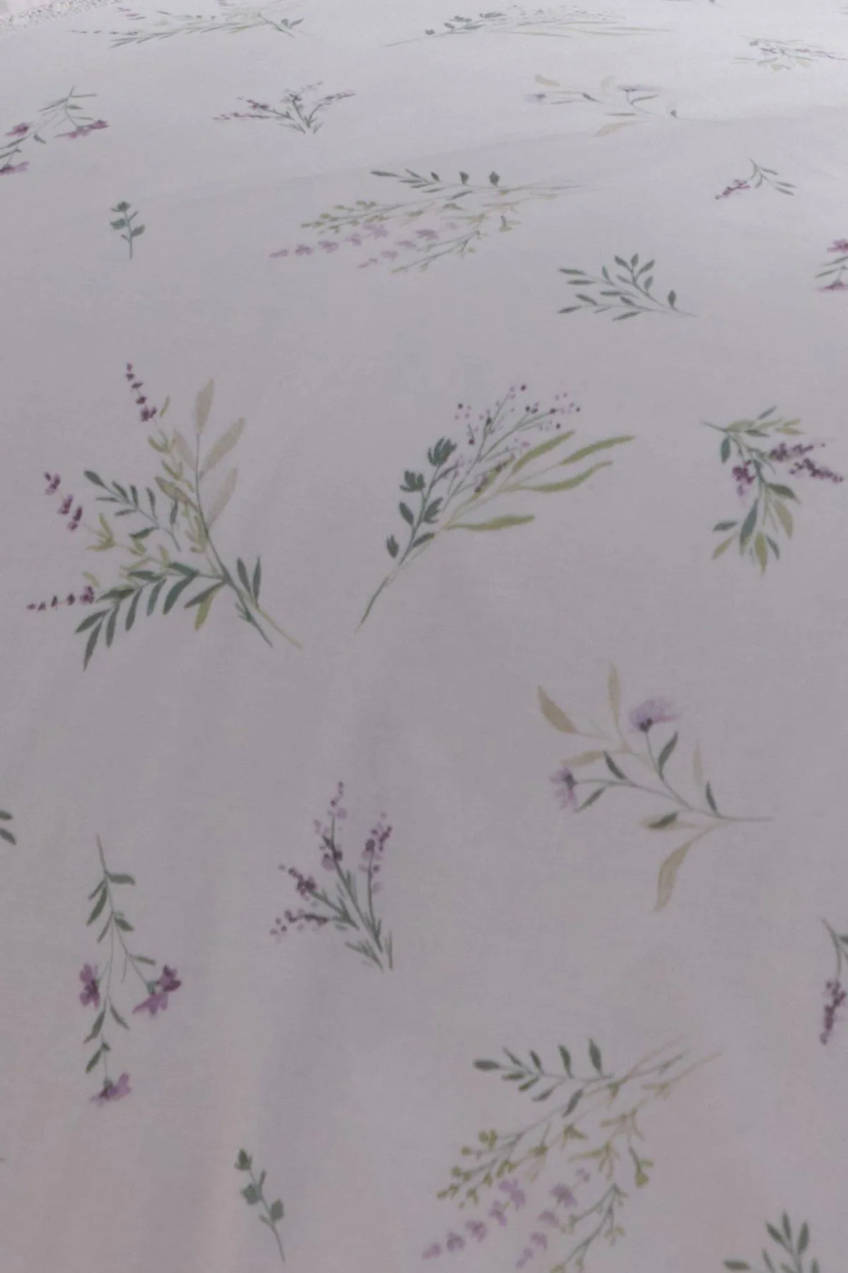 Dreams & Drapes 'Floral Sprig' Lace detail Duvet Cover Set in Lilac 4