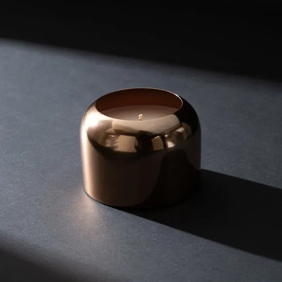 Luxe Bronze Oud & Vanilla Candle 2