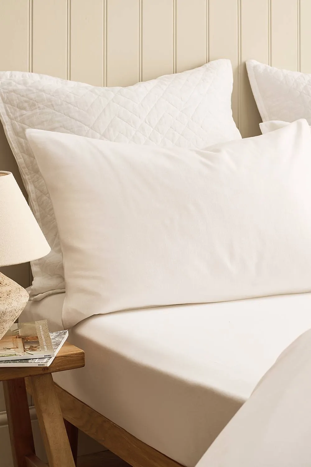 CHRISTY Flannel Marl Super Soft Brushed Cotton Deep Fitted Sheets in White 2