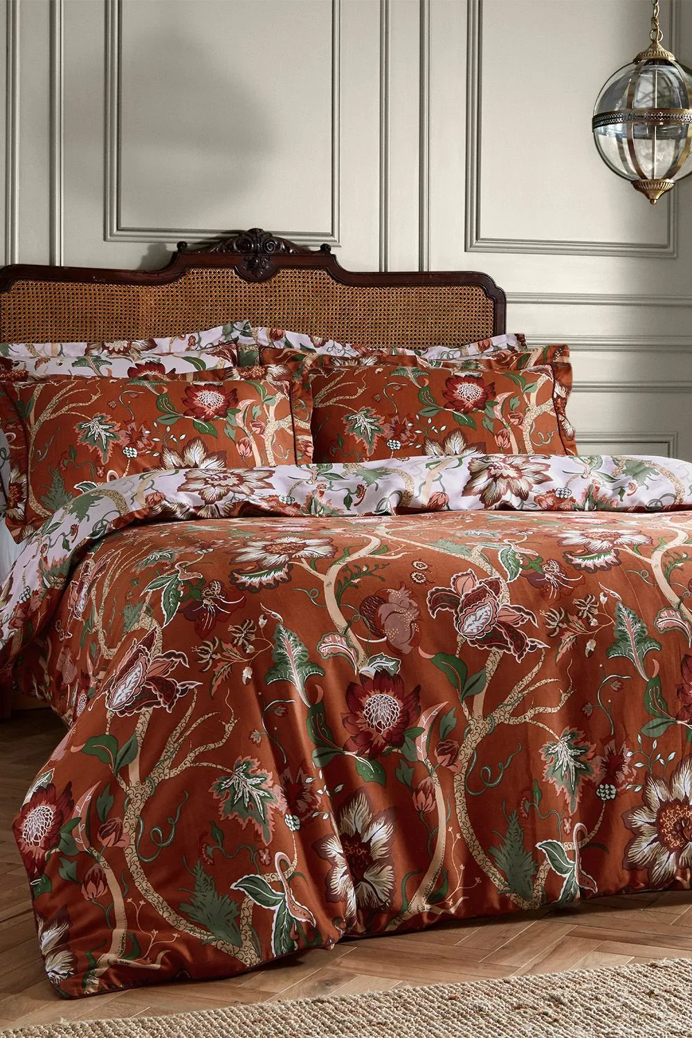 Paoletti Botanist Floral 200TC Cotton Sateen Duvet Cover Set in Maroon 2