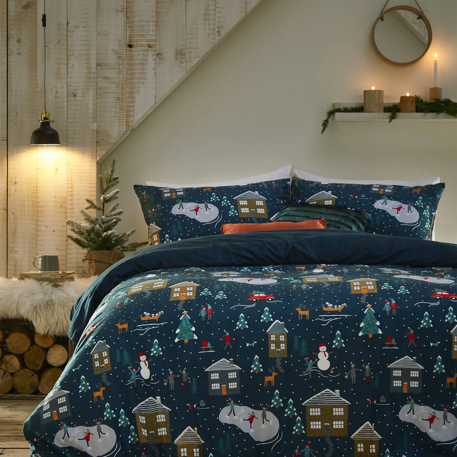 Furn Winter Pines Pyjama Fleece Festive Duvet Cover Set in Navy