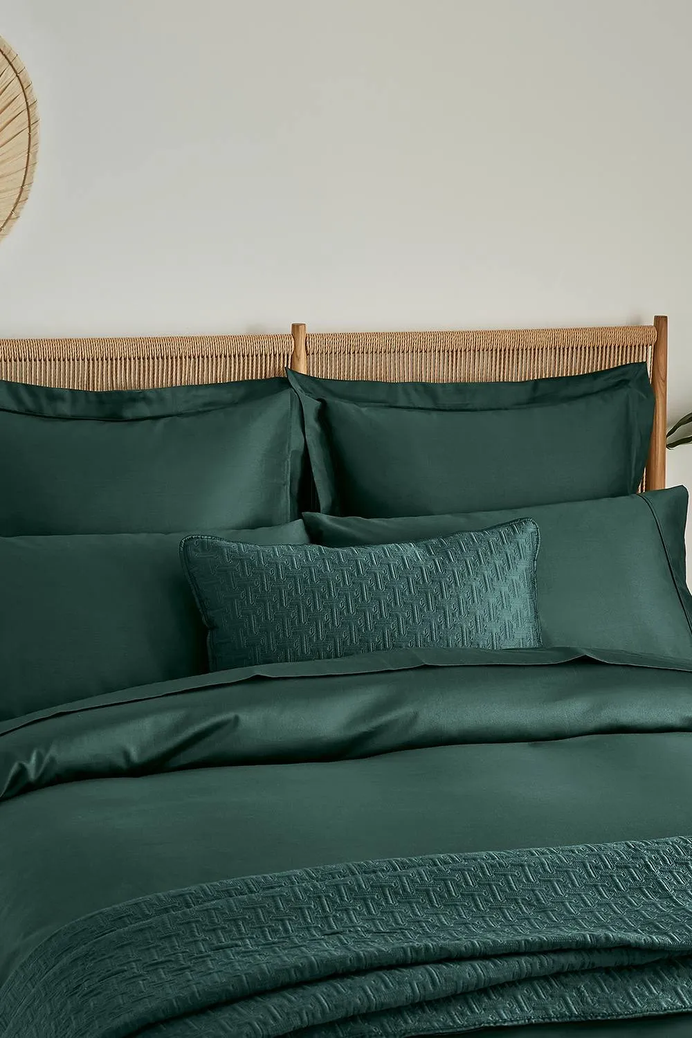 Ted Baker 'TB Plain Dye' Standard Pillowcase in Dark Green 4