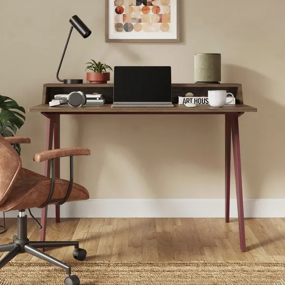 Markus Desk