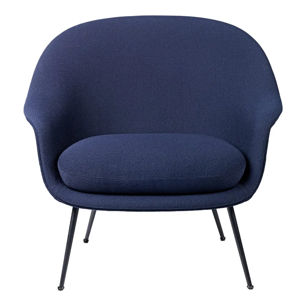 Gubi Bat Lounge Chair in Vidar 554 2