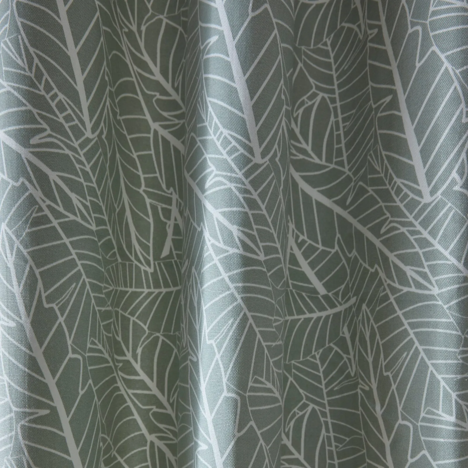 Portfolio Home Madison Botanical Leaves Fully Lined Eyelet Curtain Set in Green 3