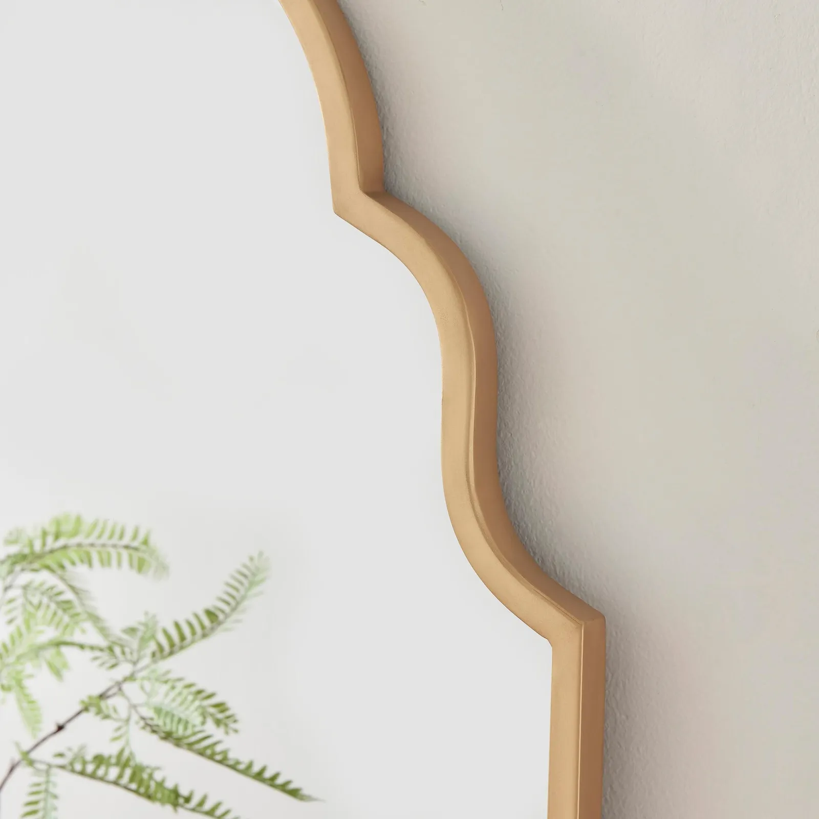 FurnitureboxUK Hima Metal Framed Moroccan Arch Glam Wall Mirror in Gold 3