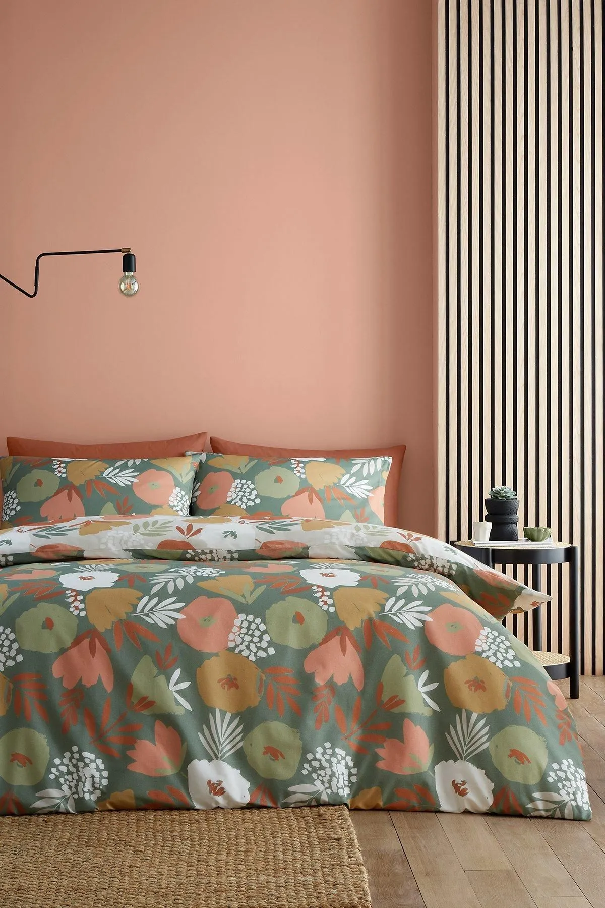 Fusion 'Yasmin' Abstract Floral Easycare Duvet Cover Set in Green