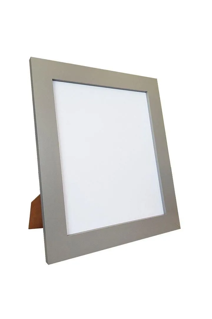 Frames by Post Metro Photo Frame 14 x 11 Inch in Light Grey 6