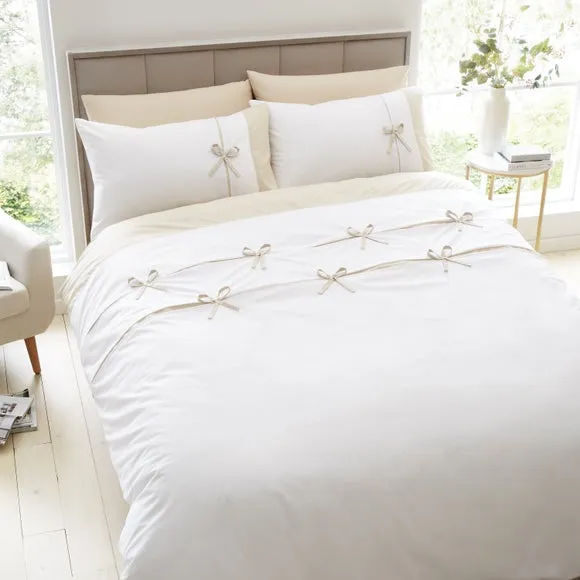 Catherine Lansfield Milo Bow Duvet Cover & Pillowcase Set 1