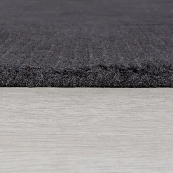 Boston Wool Border Rug 4