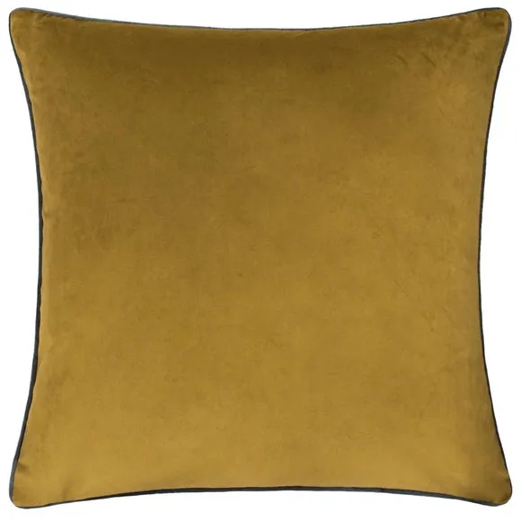 Furn. Square Cushion 2