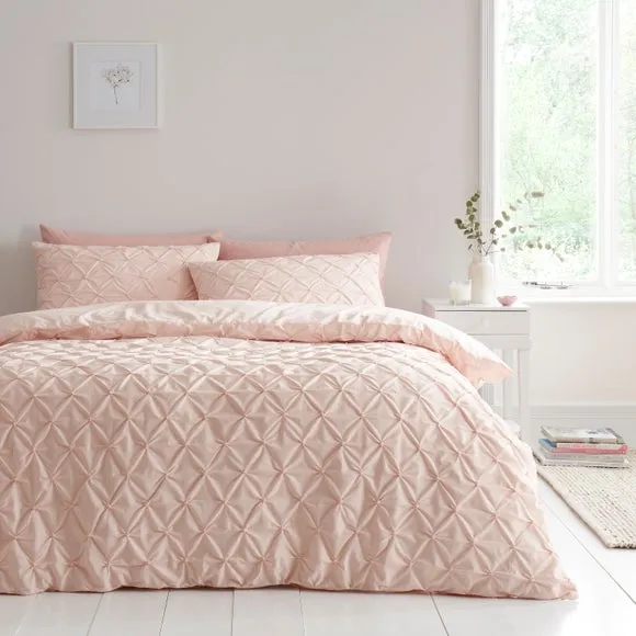 Aster Pintuck 100% Cotton Duvet Cover & Pillowcase Set 1
