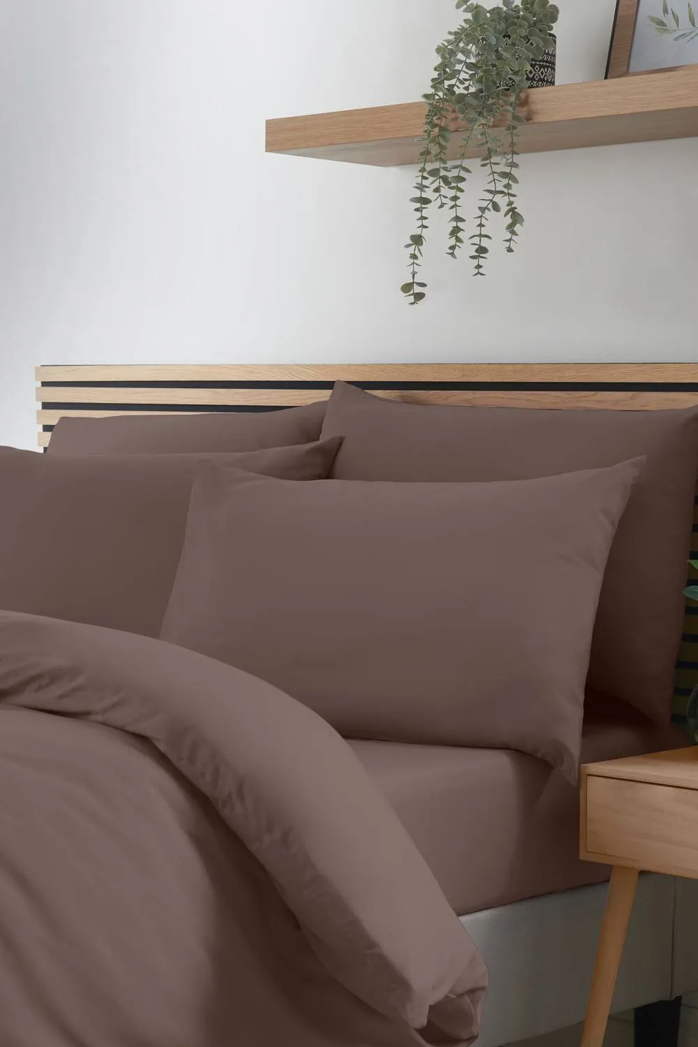 Catherine Lansfield So Soft Non Iron Duvet Cover Set in Chocolate 3