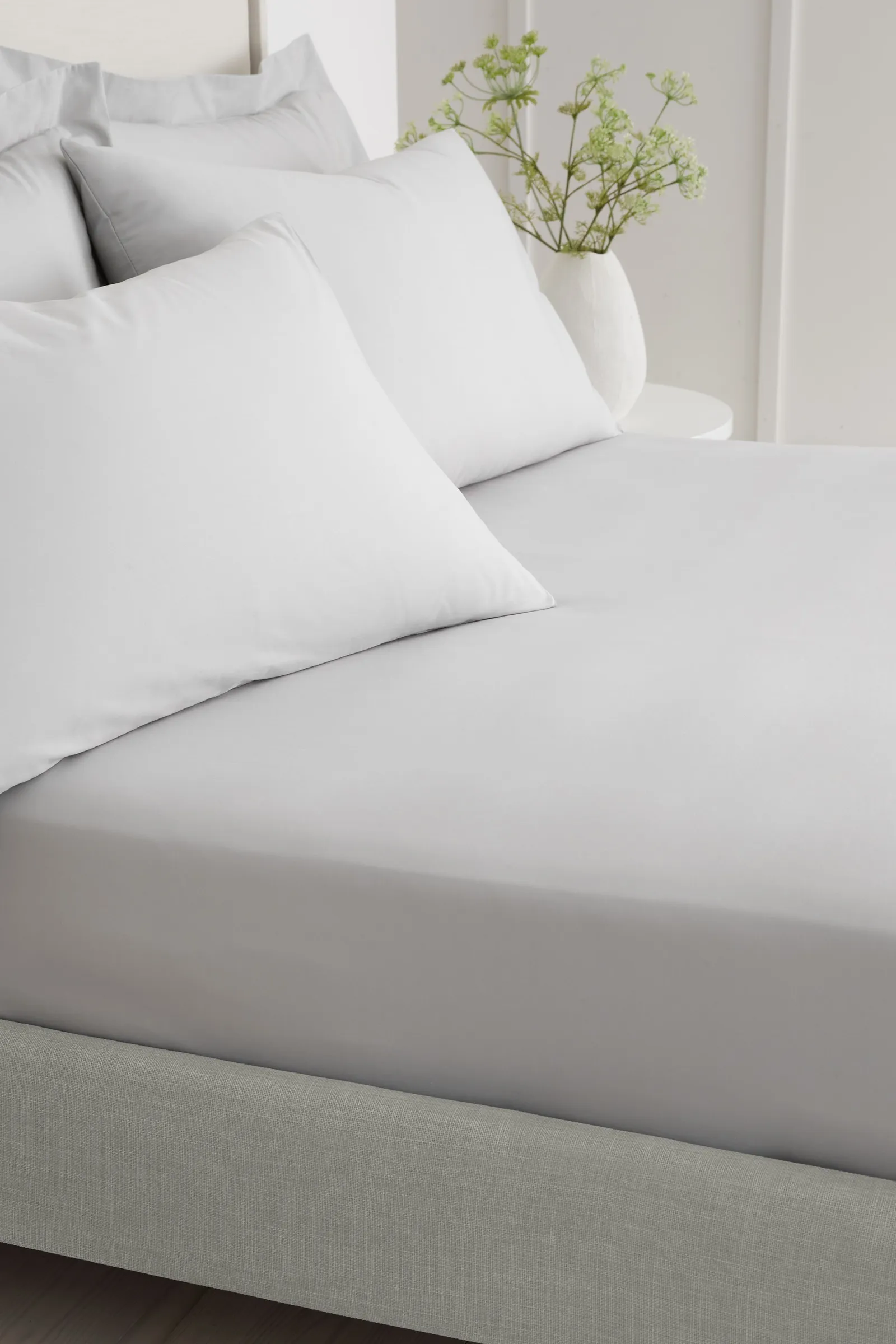Bianca 200 Thread Count Cotton Percale 32cm Depth Sheet in Grey 2