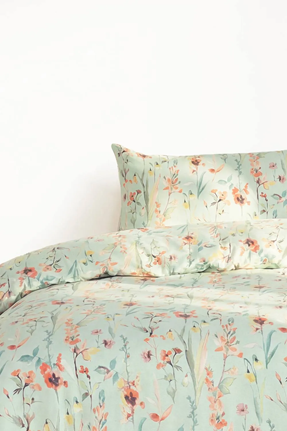 Martex Studio Edition Spring Meadow Duvet Cover Set in Jade 2