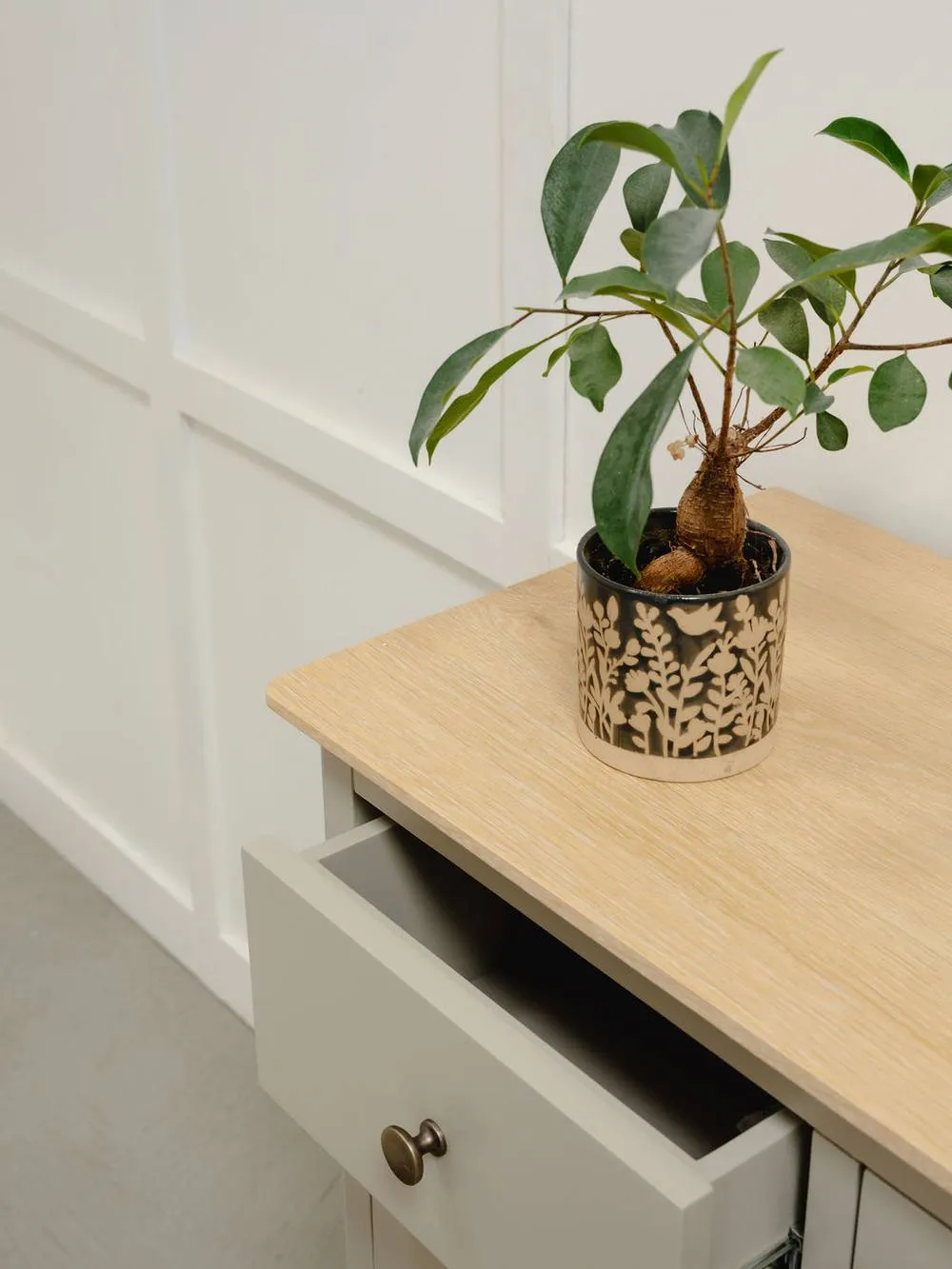 Statement Furniture Pembroke 2 over 3 Chest of Drawers in Stone 3