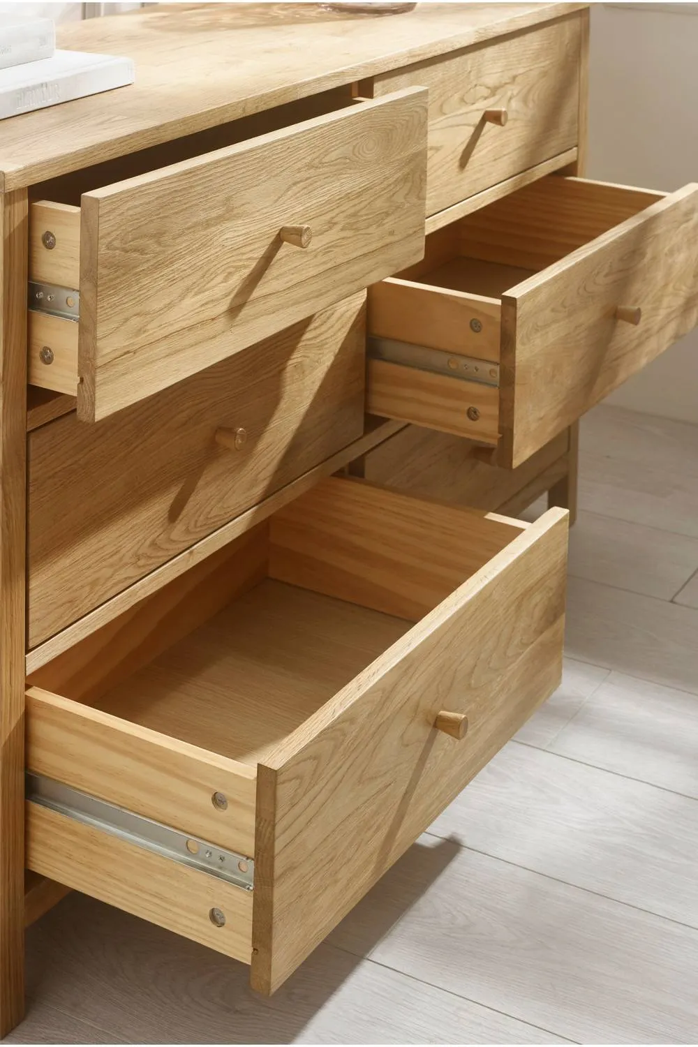 Julian Bowen Coxmoor 6 Drawer Wide Chest in Light Oak 6