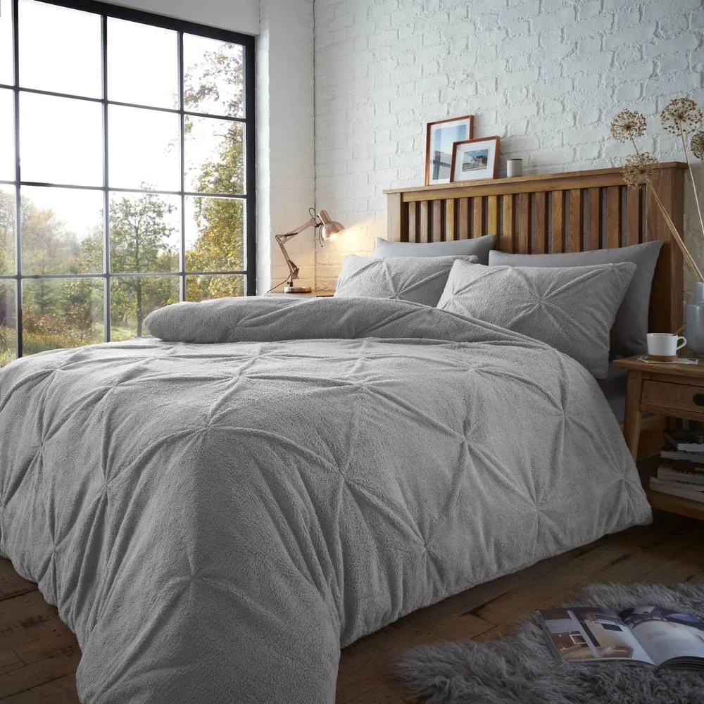 Smart Living Teddy Chiswick Pintuck Duvet Cover & Pillowcase Set in Grey 2