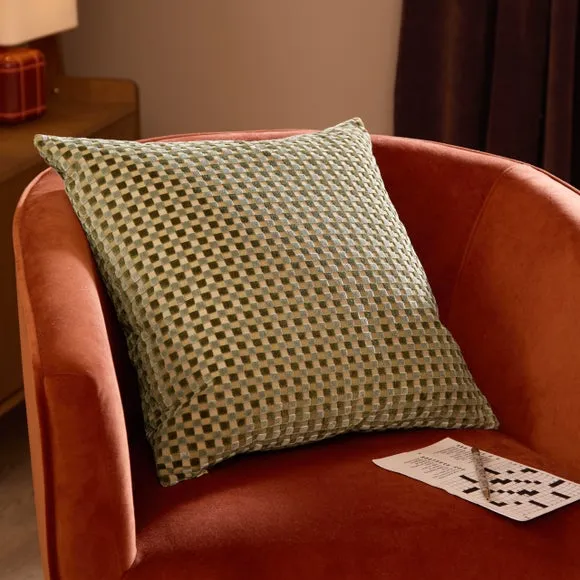 Furn. Checkered Square Cushion 1