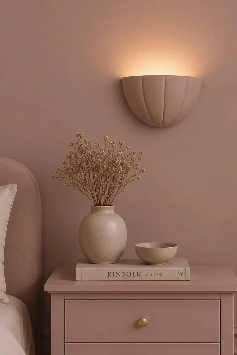 ValueLights Leonardo Scallop Curve Ceramic Flush Wall Sconce Light in Dusty Pink 1