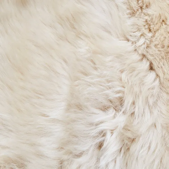 Single Pelt Sheepskin Rug 2